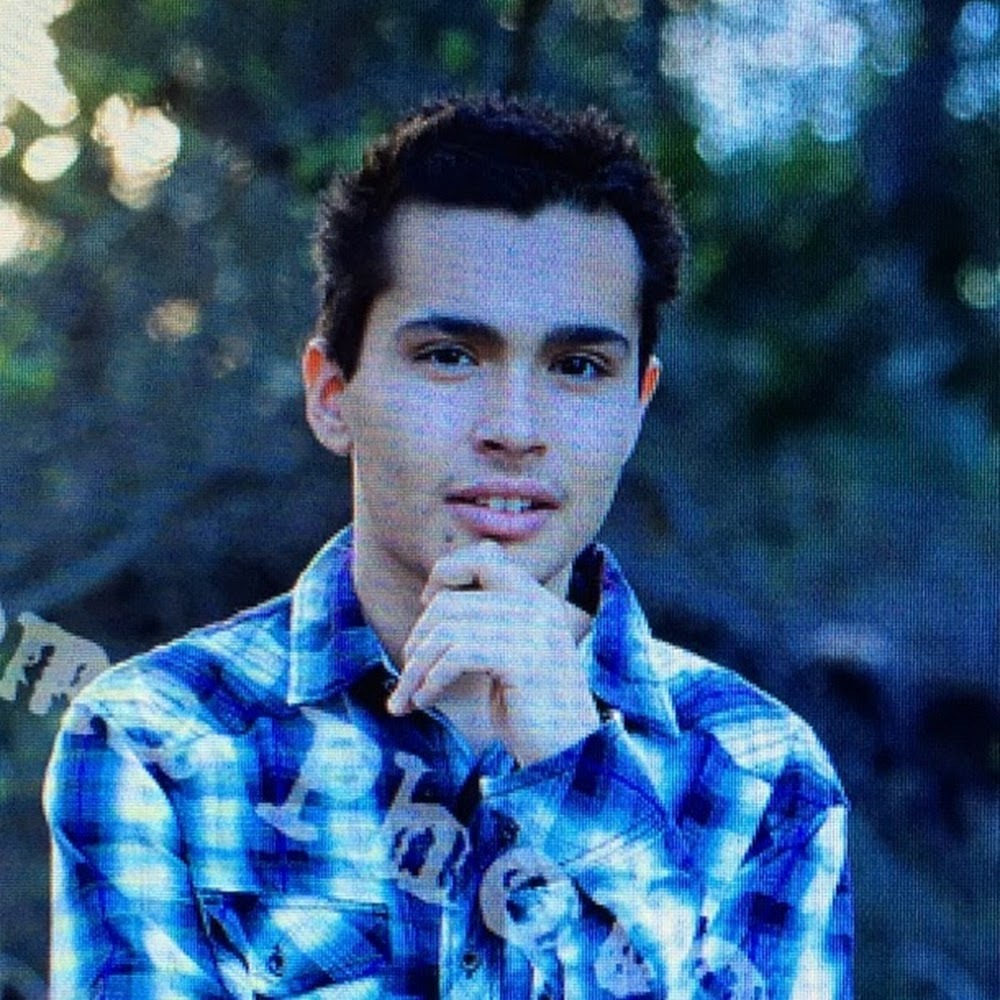 Meet your Posher, Luis